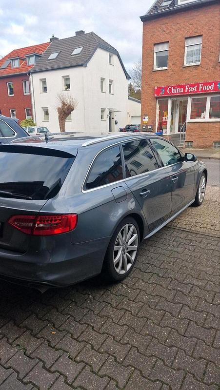 Gebraucht Audi A4 S-Line 211 PS (155 kW) 2013 Grau Kombi