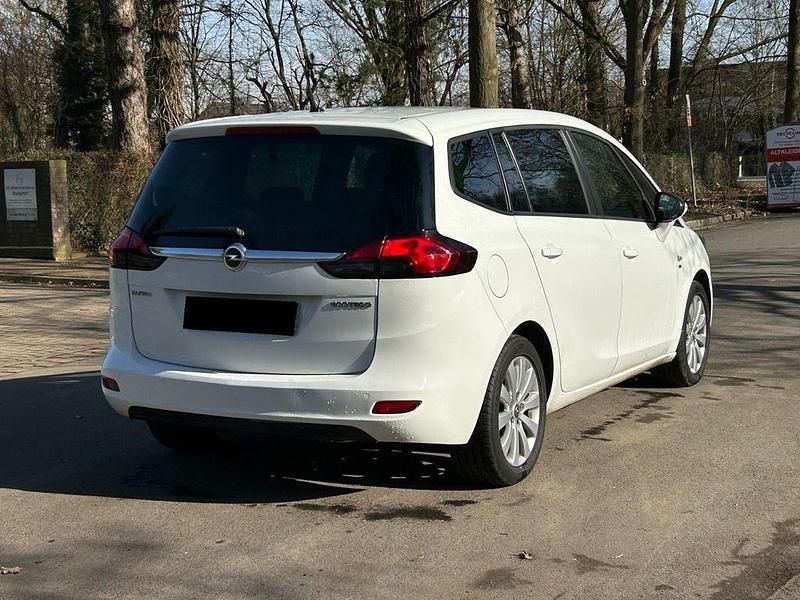 Gebraucht Opel Zafira Tourer 136 PS (100 kW) 2019 Weiß Van / Kleinbus