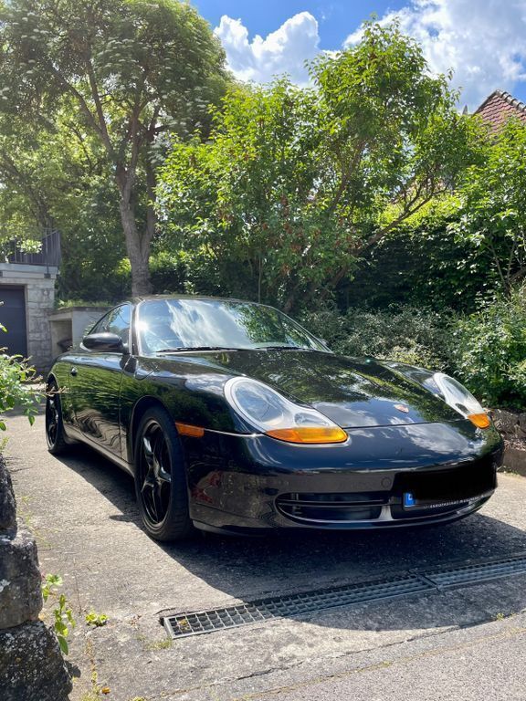 Schwarz Gebraucht 1998 Porsche 911 Carrera Coupé | 23.400 € (Fairer Preis) - Bild 1/4