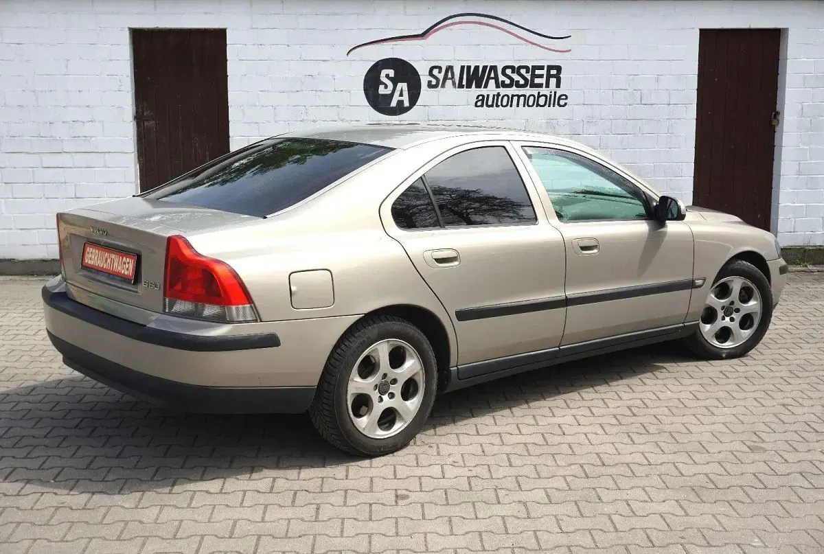 Gebraucht Volvo S60 Comfort 140 PS (102 kW) 2002 Braun Limousine