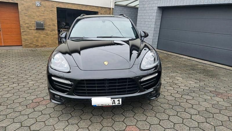 Gebraucht Porsche Cayenne GTS 420 PS (308 kW) 2012 Schwarz SUV