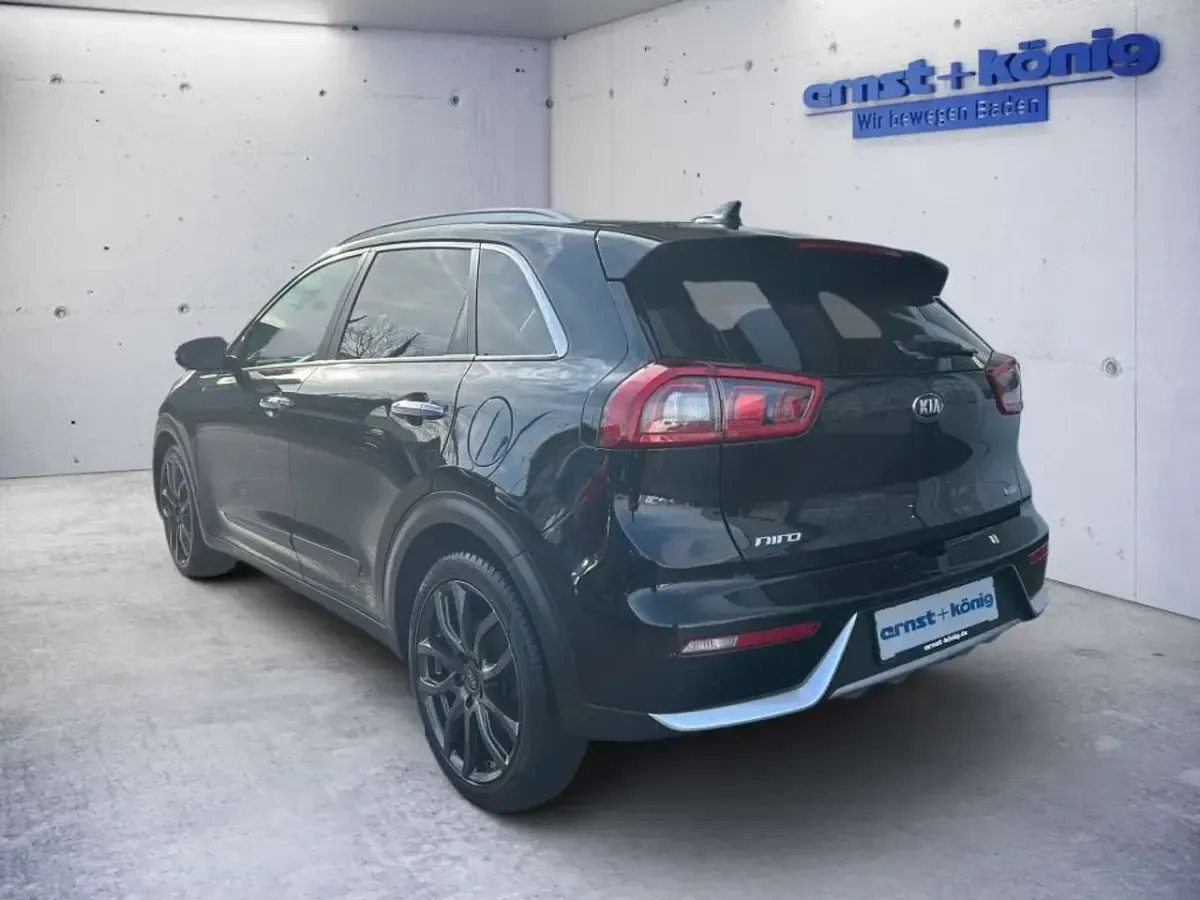 Gebraucht Kia Niro Spirit 141 PS (103 kW) 2017 (abp) aurora black pearl p SUV