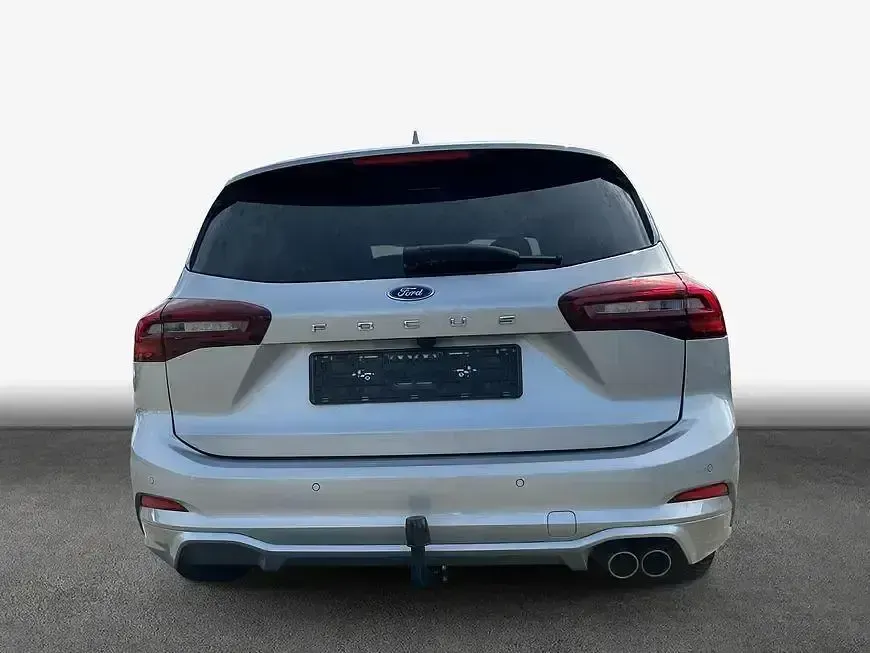Gebraucht Ford Focus ST-Line X 155 PS (114 kW) 2024 Moondust silber metallic Kombi