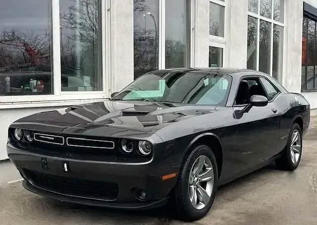 Używany Dodge Challenger SXT 594 KM (436 kW) 2022 Szary Coupe