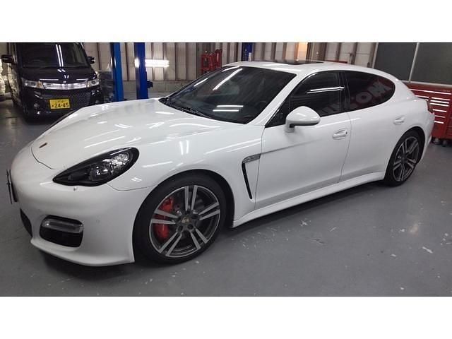 Gebraucht Porsche Panamera GTS 430 PS (316 kW) 2012 Weiß Limousine