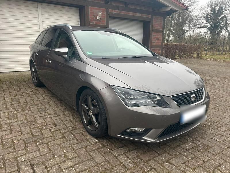 Gebraucht Seat Leon ST Style 105 PS (77 kW) 2014 Grau Kombi
