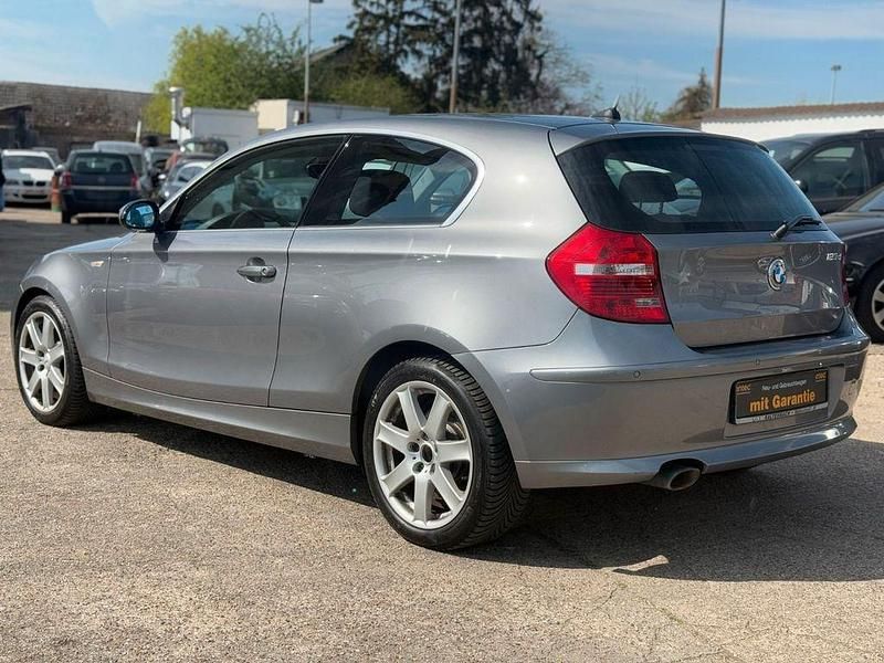 Gebraucht BMW 123 204 PS (150 kW) 2008 Grau Kleinwagen