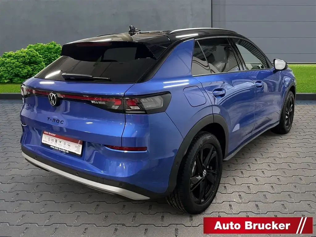 Gebraucht VW T-Roc Style 150 PS (110 kW) 2026 Celestial blue metallic SUV
