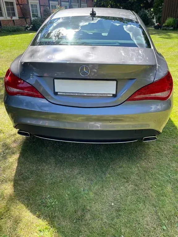 Gebraucht Mercedes CLA180 122 PS (89 kW) 2013 Grau Coupé