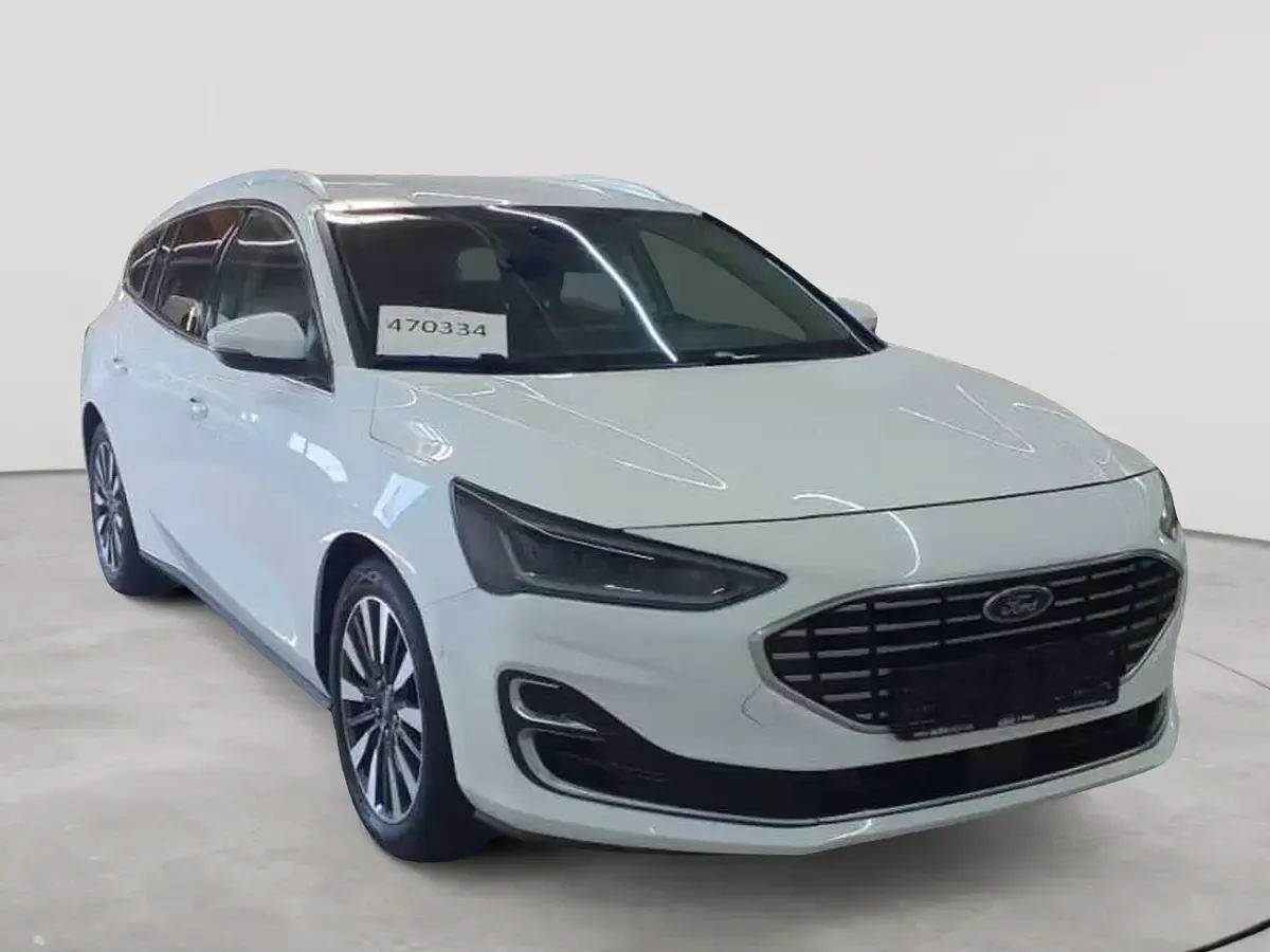 Gebraucht Ford Focus Titanium 120 PS (88 kW) 2023 Kombi