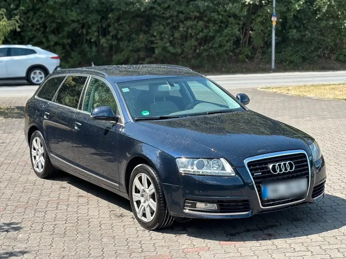 Gebraucht Audi A6 Comfort 233 PS (171 kW) 2010 Blau Kombi