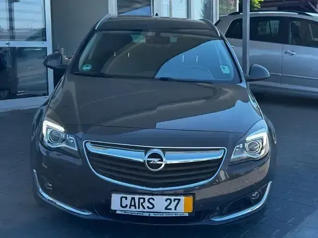 Gebraucht Opel Insignia Innovation 170 PS (125 kW) 2015 Phantom/rocky/asteroid grey Kombi