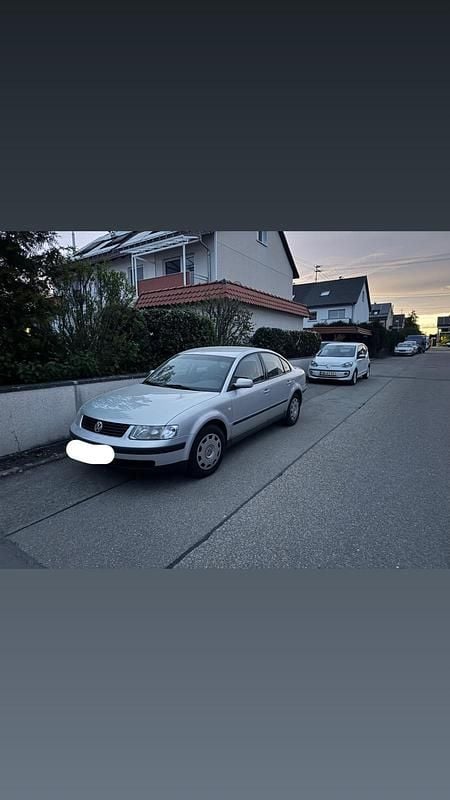 Second-hand VW Passat 101 CP (74 kW) 1999 Berlinǎ