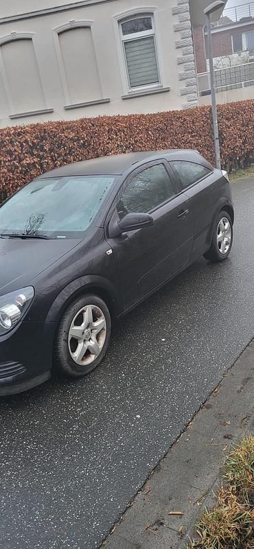 Gebraucht Opel Astra GTC 90 PS (66 kW) 2008 Schwarz Coupé