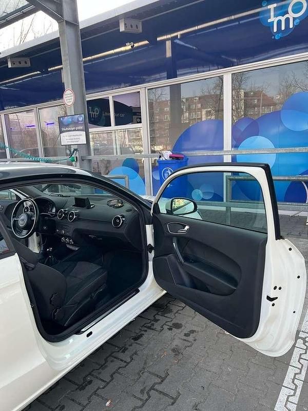Gebraucht Audi A1 166 PS (122 kW) 2010 Weiß Kleinwagen