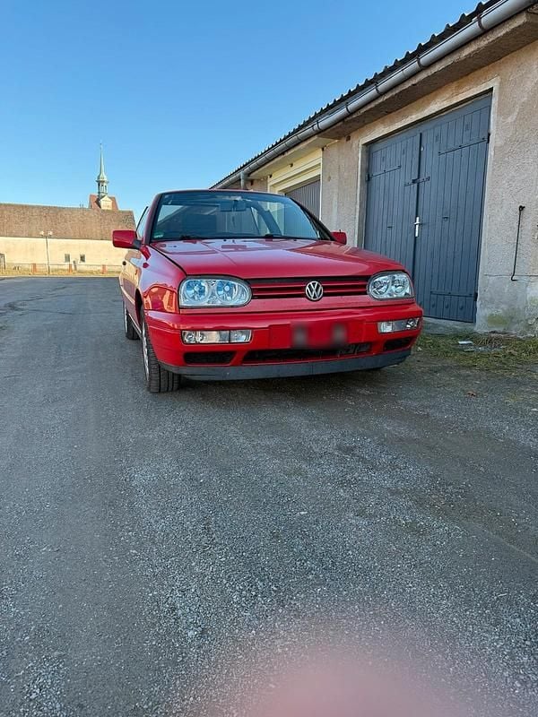 Gebraucht VW Golf 90 PS (66 kW) 1996 Rot Cabrio