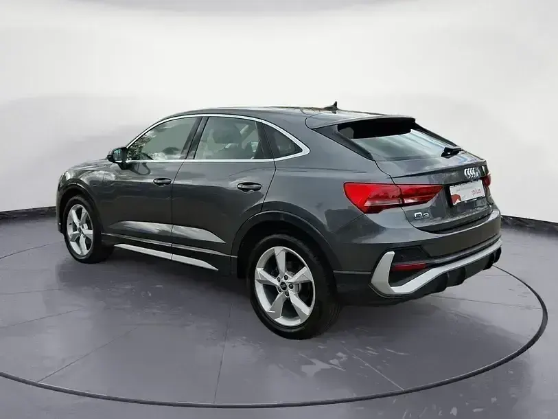 Gebraucht Audi Q3 Sportback S-Line 150 PS (110 kW) 2023 Grau SUV