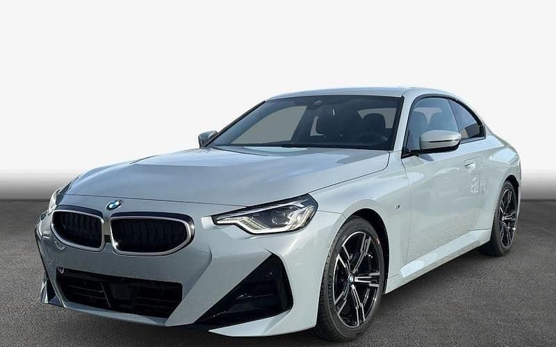 Neu BMW 220 Performance 184 PS (135 kW) 2025 Grau Coupé
