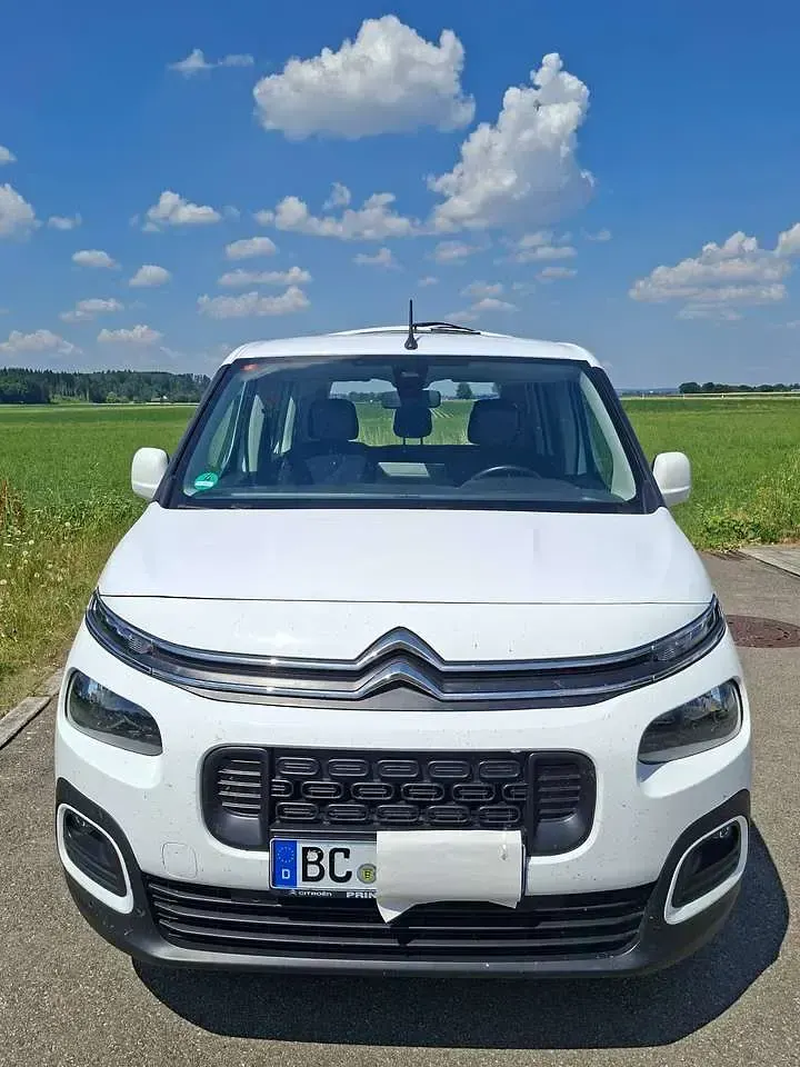Gebraucht Citroën Berlingo Feel 131 PS (96 kW) 2021 Weiß Van / Kleinbus