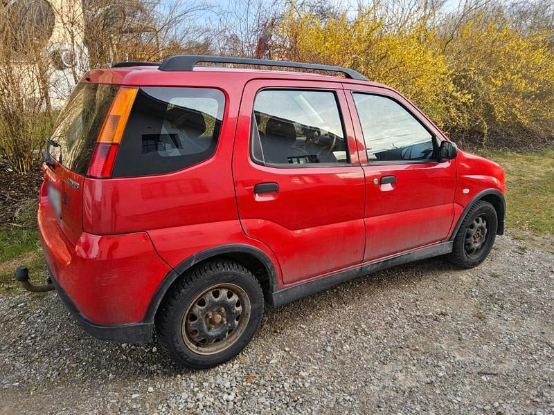 Gebraucht Suzuki Ignis 99 PS (72 kW) 2004 Rot Kleinwagen