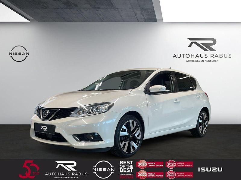 Weiss Gebraucht 2016 Nissan Pulsar N-Connecta Limousine | 10.490 € (Etwas zu teuer) - Bild 1/4