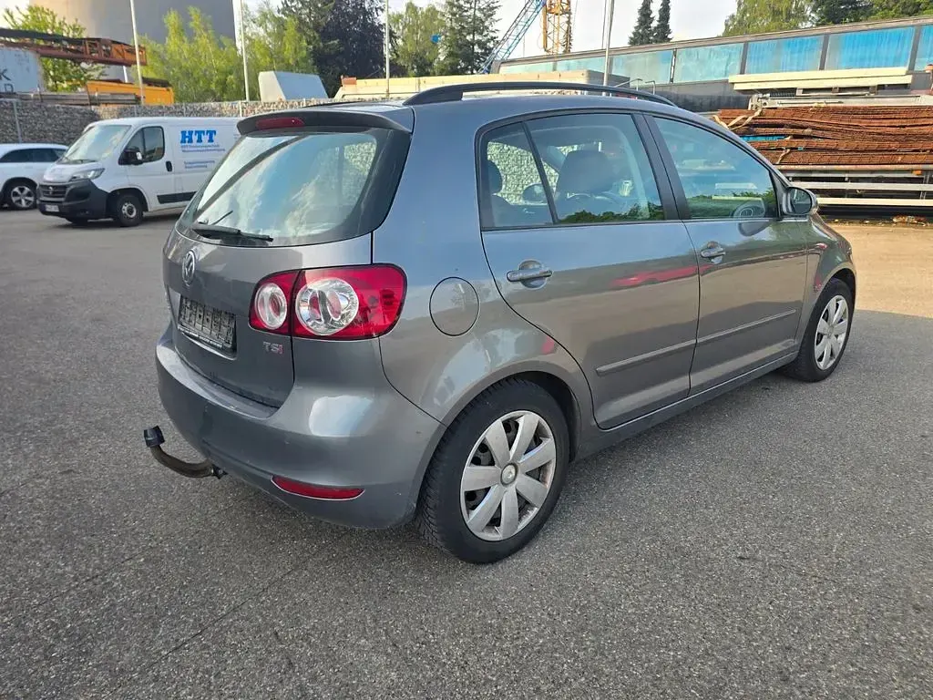 Gebraucht VW Golf Plus Cross Comfortline 122 PS (89 kW) 2009 Grau Limousine