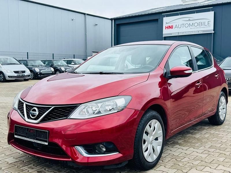 Gebraucht Nissan Pulsar Visia 116 PS (85 kW) 2017 Rot Kleinwagen