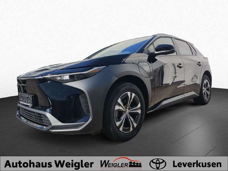 Schwarz Gebraucht 2025 Toyota bZ4X Team SUV | 38.490 € - Bild 1/4