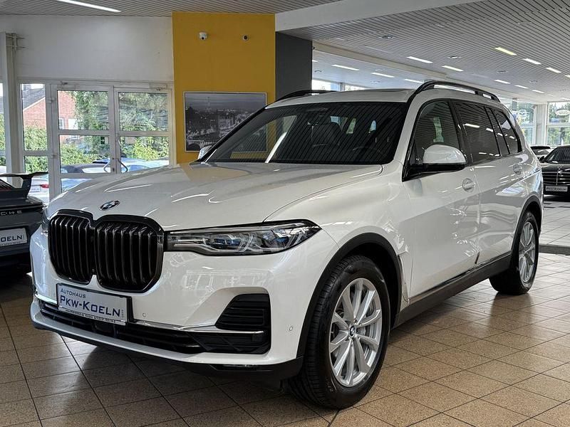 Weiß Gebraucht 2022 BMW X7 Shadowline SUV | 69.950 € (Guter Preis) - Bild 1/4