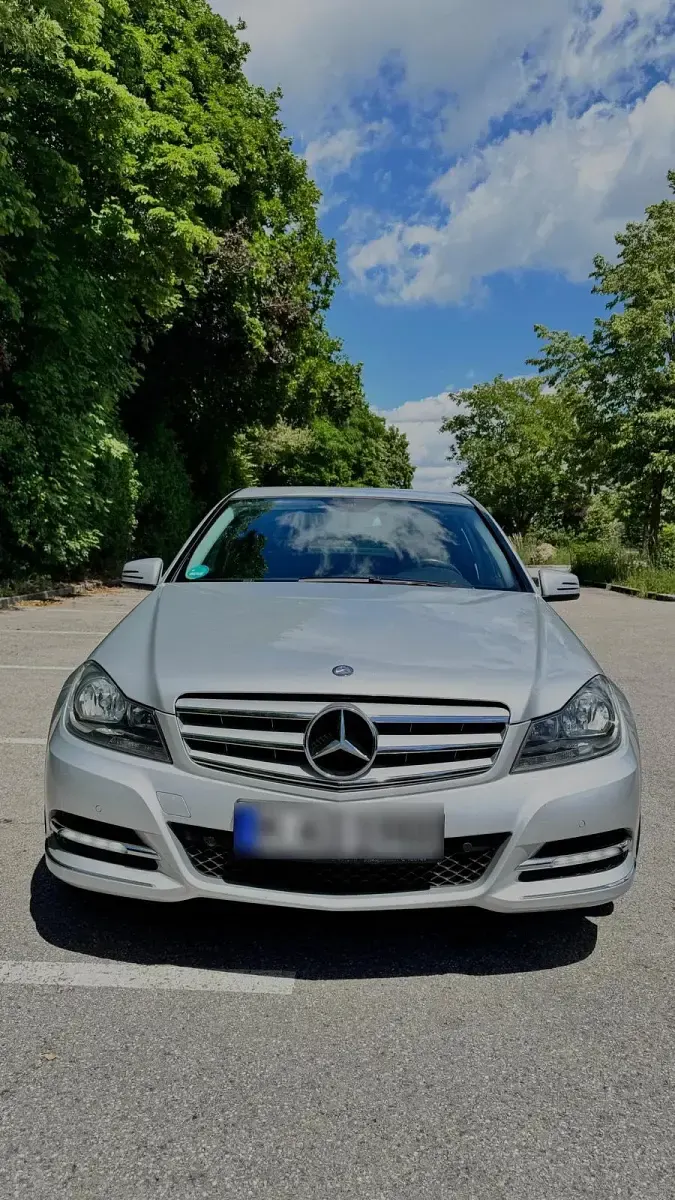 Gebraucht Mercedes C220 170 PS (125 kW) 2012 Silber Limousine