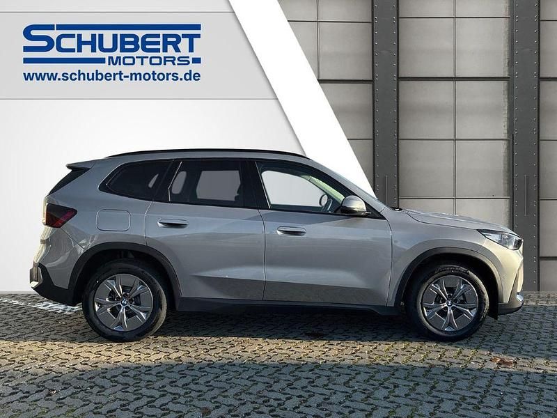 Gebraucht BMW iX1 Shadowline 150 kW (204 PS) 2025 Silber SUV