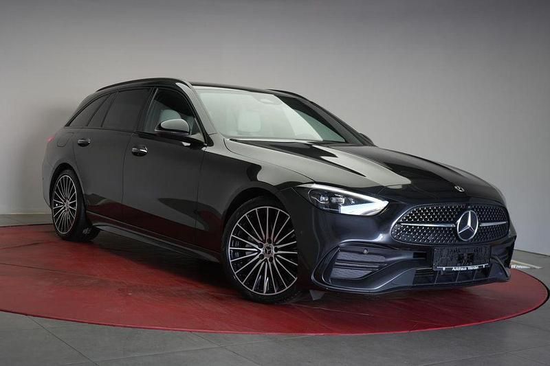 Grau Gebraucht 2022 Mercedes C300 AMG line Limousine | 30.990 € (Superpreis) - Bild 1/4