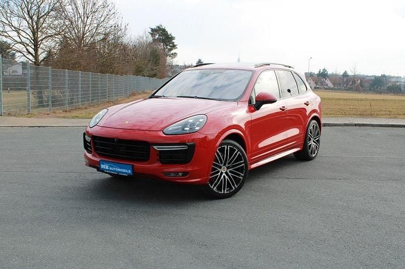 Gebraucht Porsche Cayenne GTS 441 PS (324 kW) 2016 Rot SUV