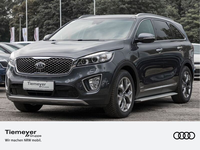 Grau Gebraucht 2015 Kia Sorento Platinum Edition SUV | 14.980 € (Etwas zu teuer) - Bild 1/4