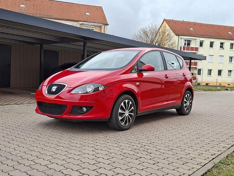 Gebraucht Seat Altea 102 PS (75 kW) 2004 Rot Van / Kleinbus