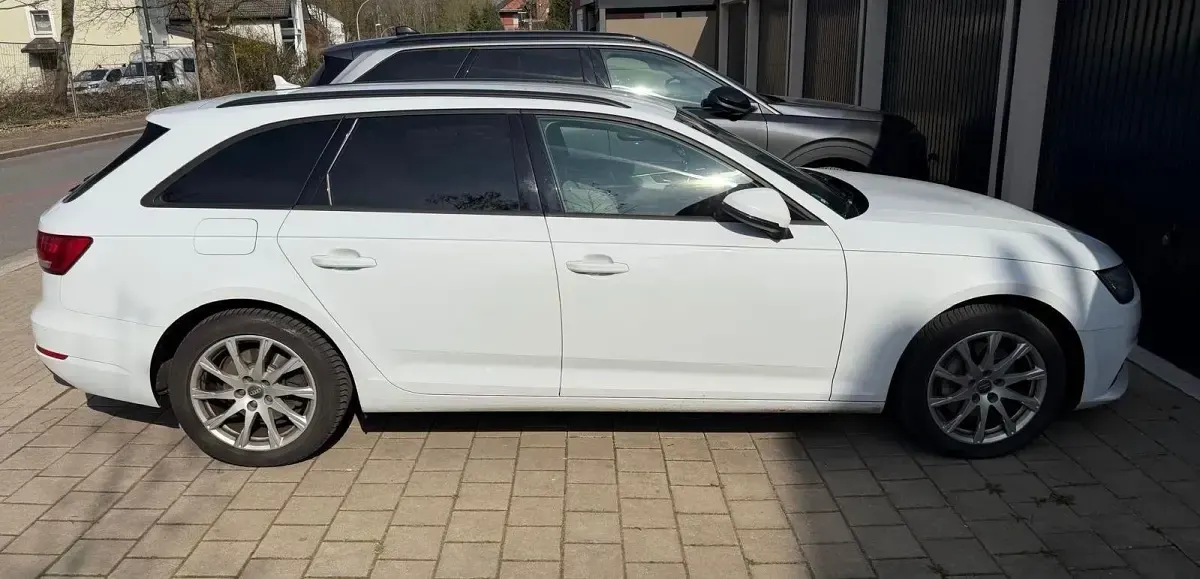 Second-hand Audi A4 Ambiente 190 CP (139 kW) 2016 Alb Break