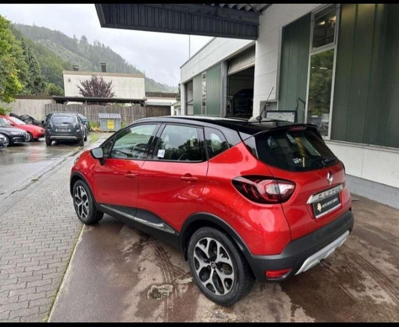 Gebraucht Renault Captur Intens 90 PS (66 kW) 2019 Rot SUV