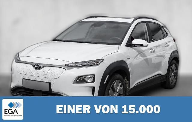 Weiß metallic Gebraucht 2021 Hyundai Kona Style SUV | 23.980 € (Etwas zu teuer) - Bild 1/4