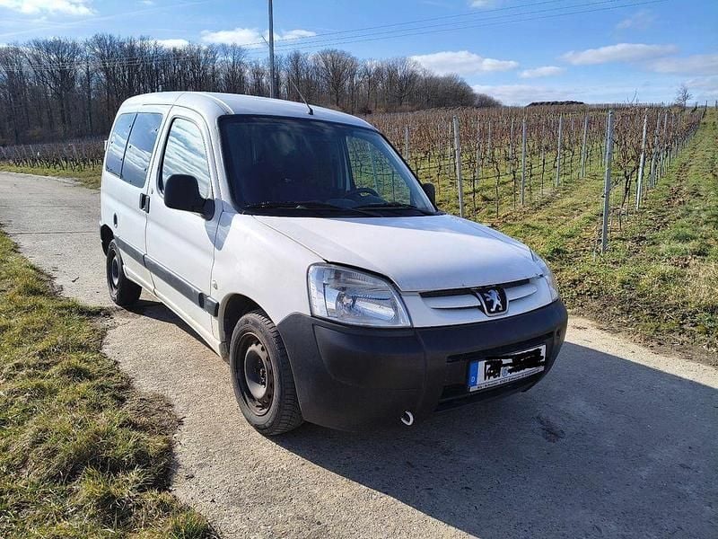 Gebraucht Peugeot Partner 75 PS (55 kW) 2011