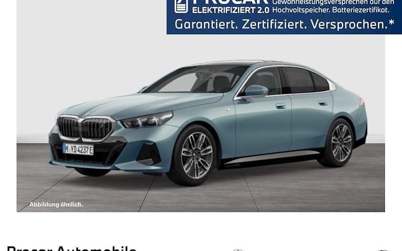 Gebraucht BMW i5 M Sport 250 kW (340 PS) 2025 Grün Limousine