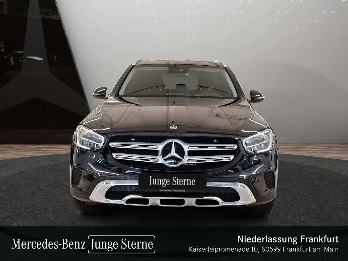 Gebraucht Mercedes GLC300 211 PS (155 kW) 2021 Schwarz SUV