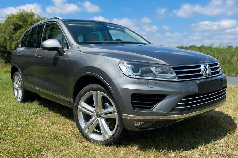 Grau Gebraucht 2015 VW Touareg SUV | 27.750 € (Guter Preis) - Bild 1/4
