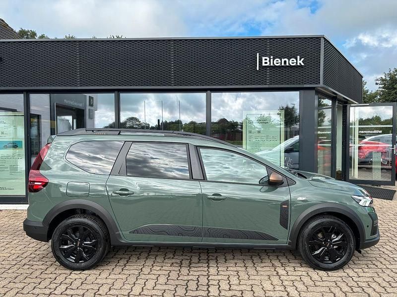 Grün Neu 2025 Dacia Jogger Extreme Limousine | 23.180 € (Fairer Preis) - Bild 1/4