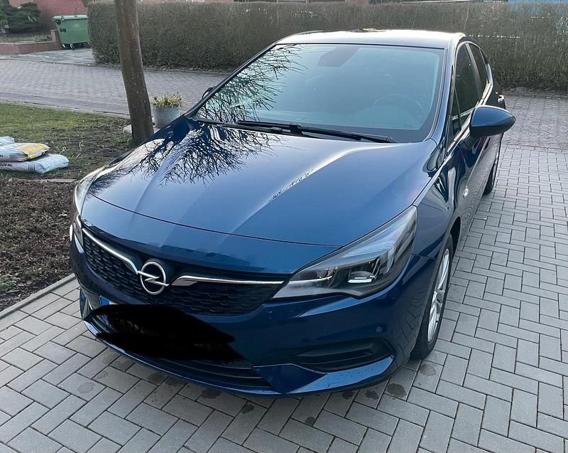 Gebraucht Opel Astra 110 PS (80 kW) 2021 Blau Limousine