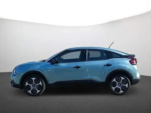 Used Citroën C4 Feel 101 HP (74 kW) 2023 Blue SUV