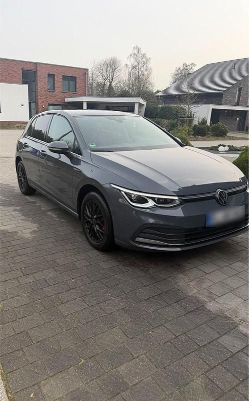 Gebraucht VW Golf VIII Style 150 PS (110 kW) 2021 Grau Kleinwagen
