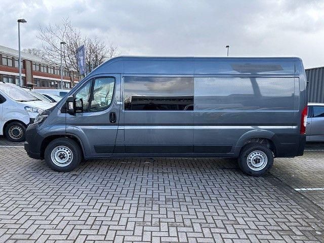 Neu Fiat Ducato 179 PS (131 kW) 2026 Grauschwarz Van