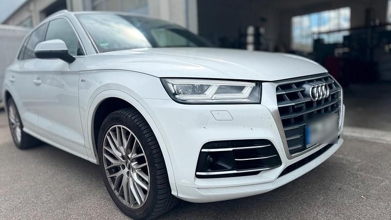 Weiß Gebraucht 2019 Audi Q5 SUV | 29.000 € (Etwas zu teuer) - Bild 1/4