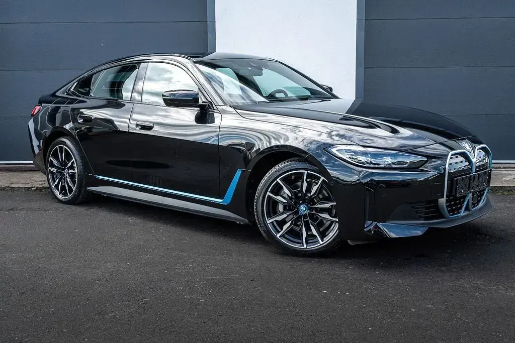 Gebraucht BMW i4 Performance 210 kW (286 PS) 2023 Schwarz Limousine