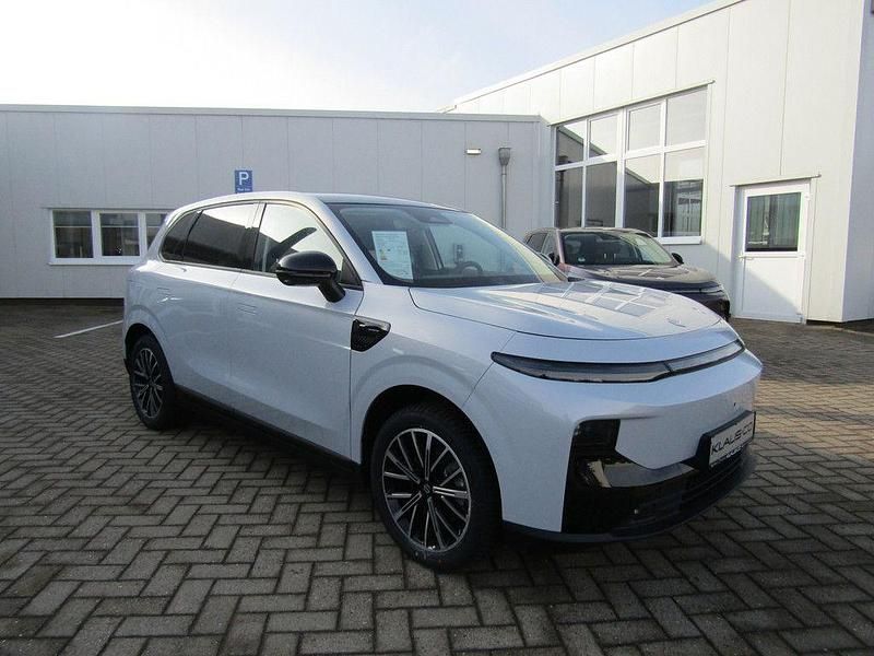 Gebraucht Leapmotor B10 160 kW (218 PS) 2026 Silber SUV